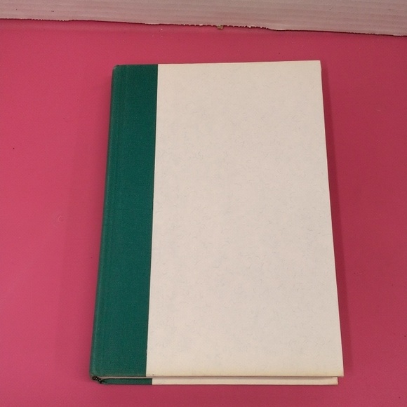 Hardcover book IRISH GOLD by Andrew M Greeley 1994 first edition - Picture 3 of 10